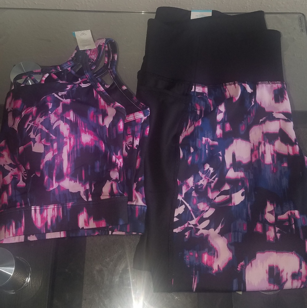 Livi Active wear